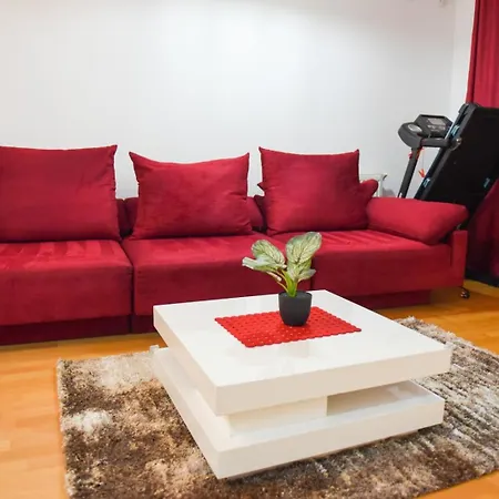 The Red Sofa Apartment Skopje
